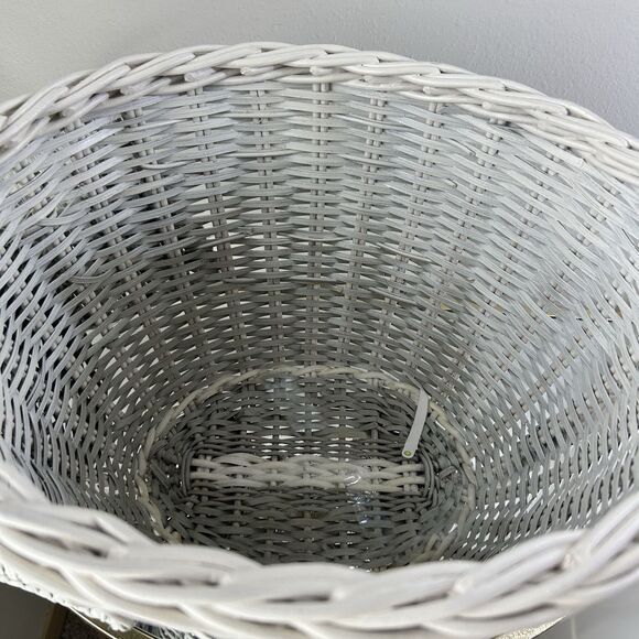 Pottery Barn Kids Handwoven Rattan Wicker Elephant Shaped Storage Basket Gray - Picture 13 of 16